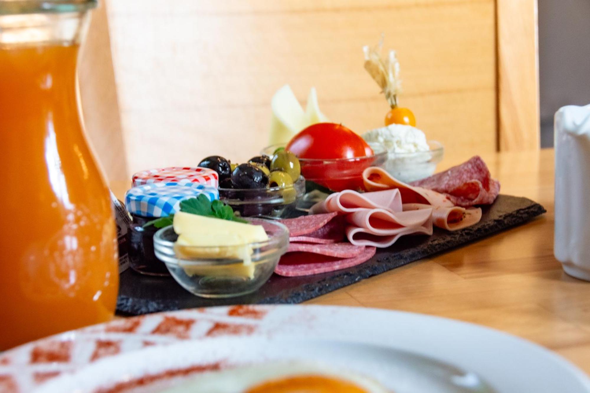 Hotel-Cocco-Bello In Der Villa Foret 路德维希堡 外观 照片