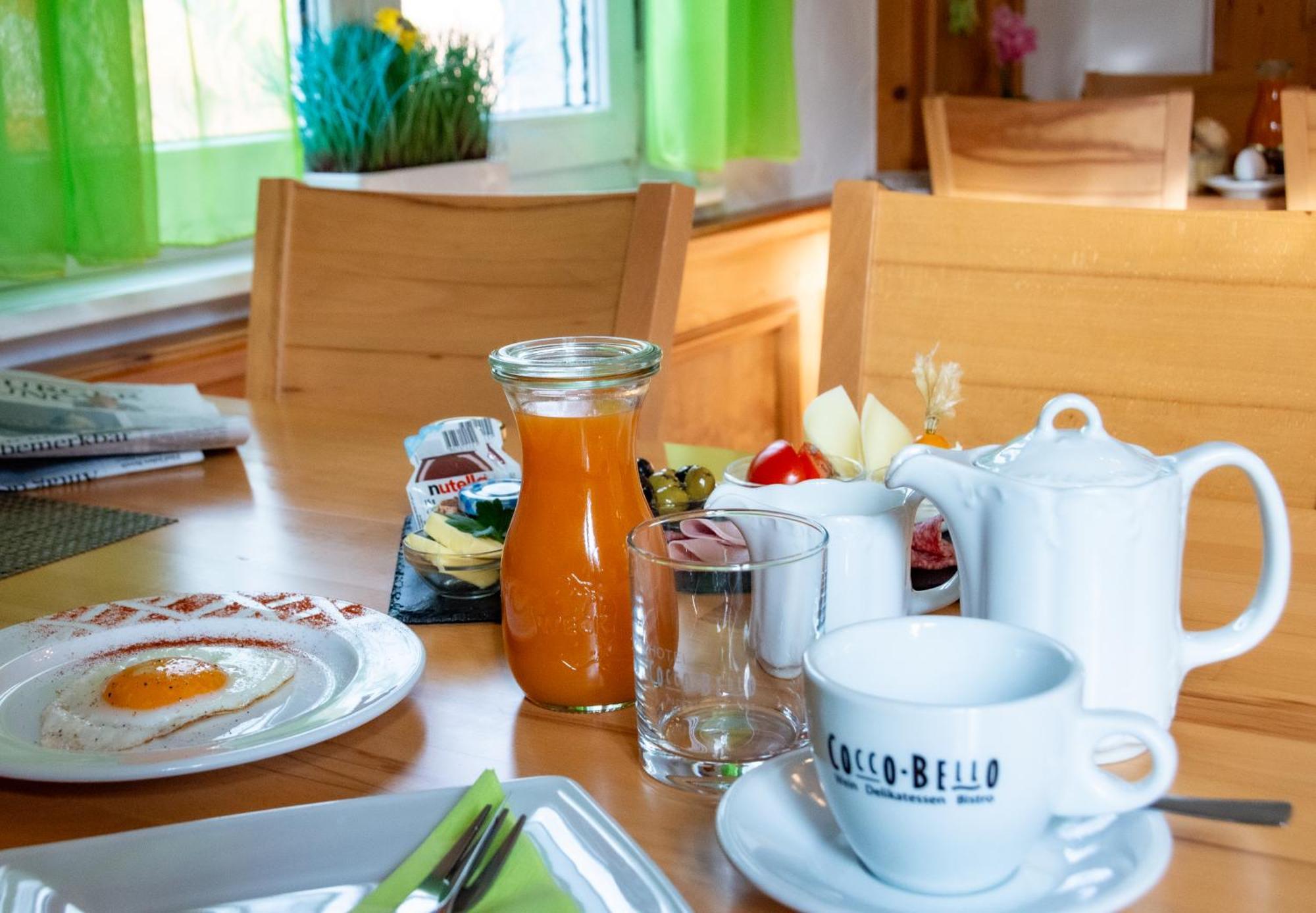 Hotel-Cocco-Bello In Der Villa Foret 路德维希堡 外观 照片